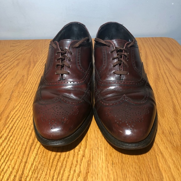 Hanover vintage wingtips size 9 - Picture 2 of 8